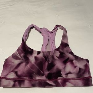 Lululemon sports bra